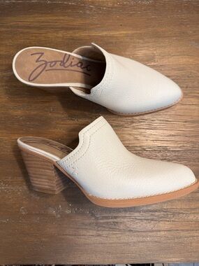 Zodiac Ada Mule Slip-on